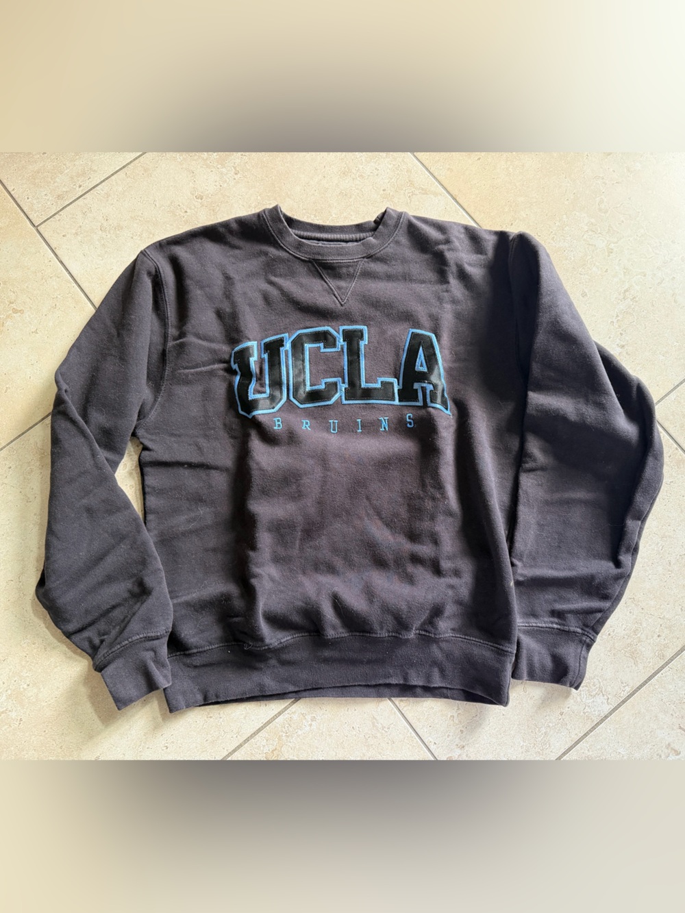 UCLA Bruins Black Pullover Sweatshirt Men’s XS